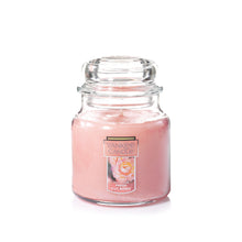 Load image into Gallery viewer, Fresh Roses- Candle Jar
