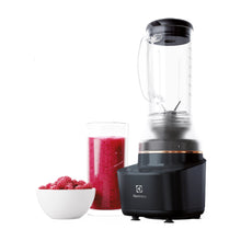 Load image into Gallery viewer, ELECTROLUX Explore 7 Compact Blender - 900W
