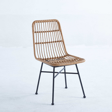 Load image into Gallery viewer, MANAU chair
